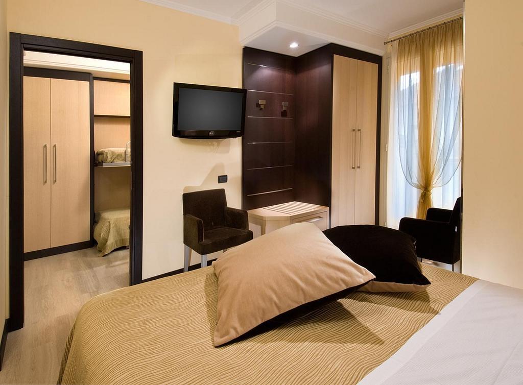 Hotel Imperial San Benedetto del Tronto Rum bild