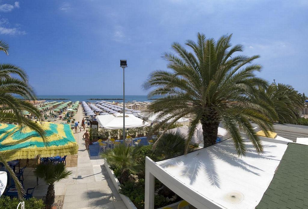 Hotel Imperial San Benedetto del Tronto Exteriör bild