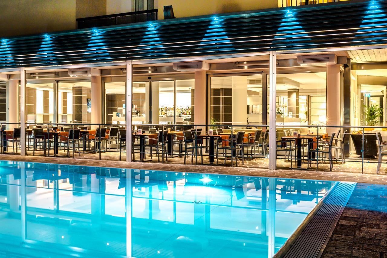 Hotel Imperial San Benedetto del Tronto Exteriör bild