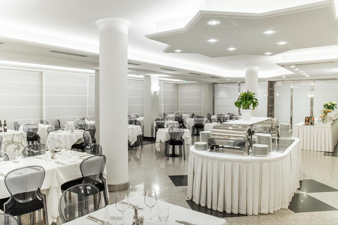 Hotel Imperial San Benedetto del Tronto Exteriör bild
