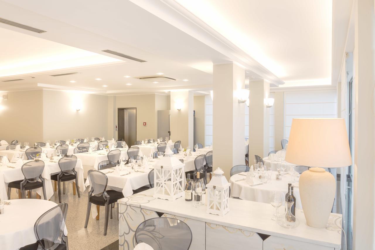 Hotel Imperial San Benedetto del Tronto Exteriör bild