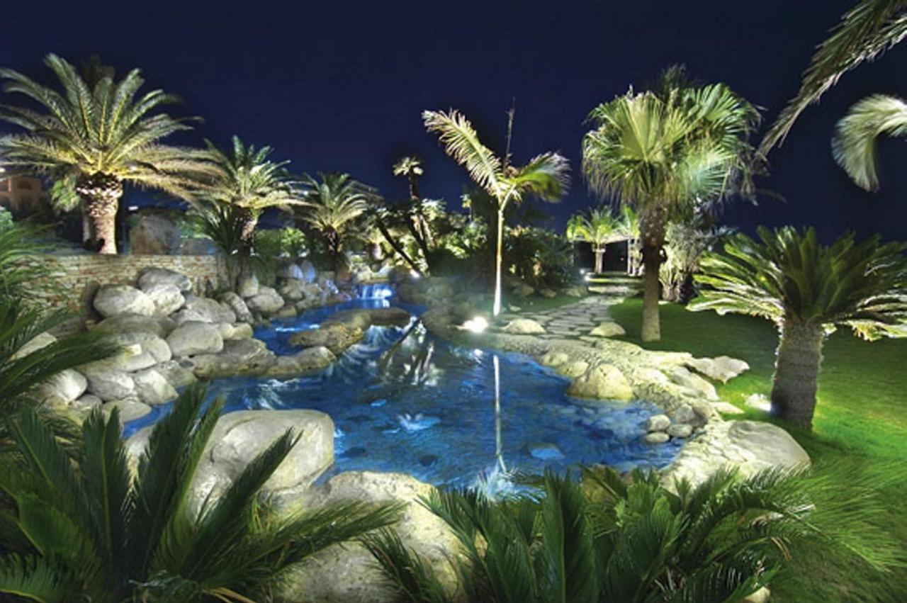 Hotel Imperial San Benedetto del Tronto Exteriör bild